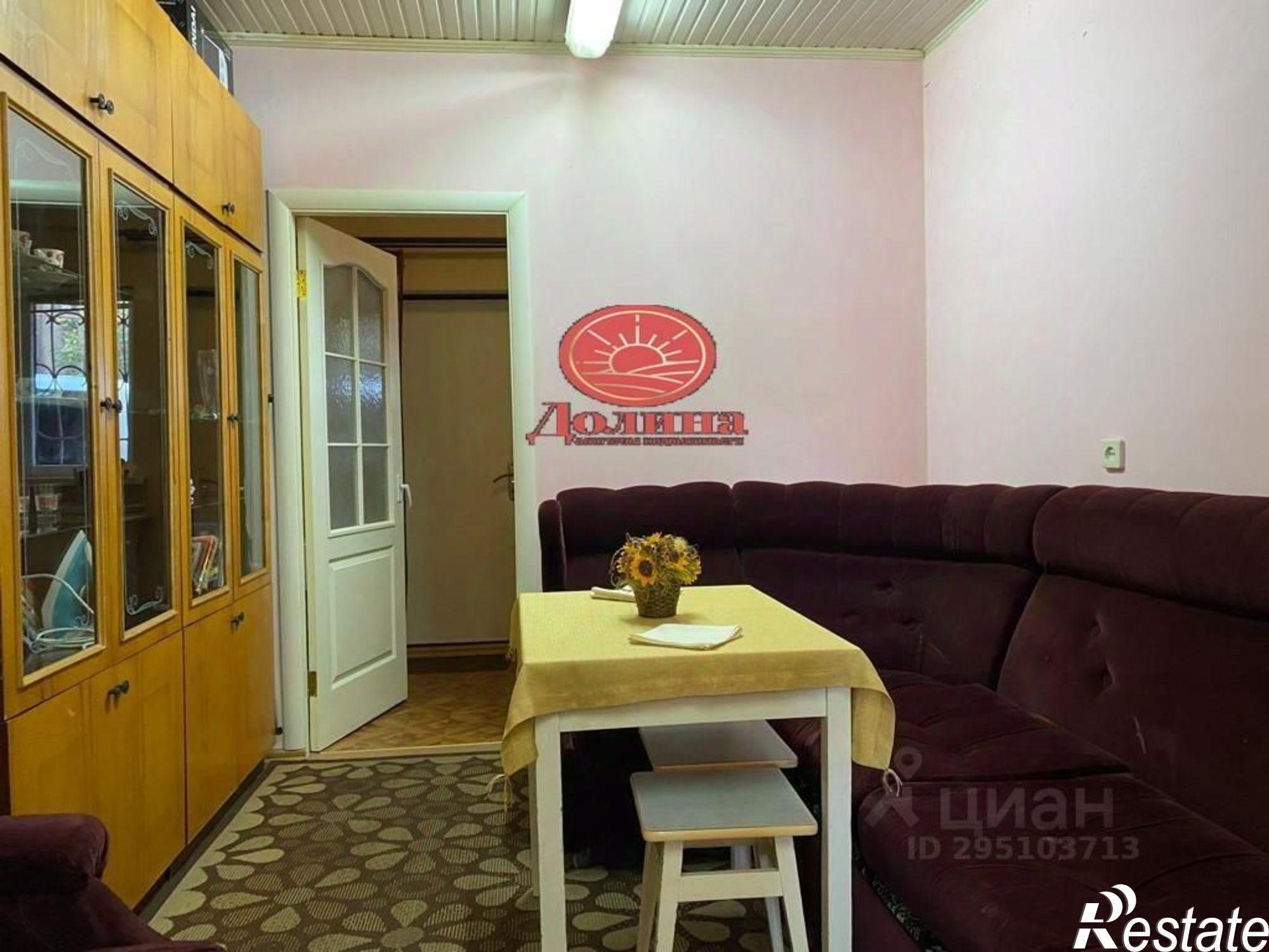 Купить гараж, место в паркинге за 4 200 000 рублей на Октябрьская улица, 19