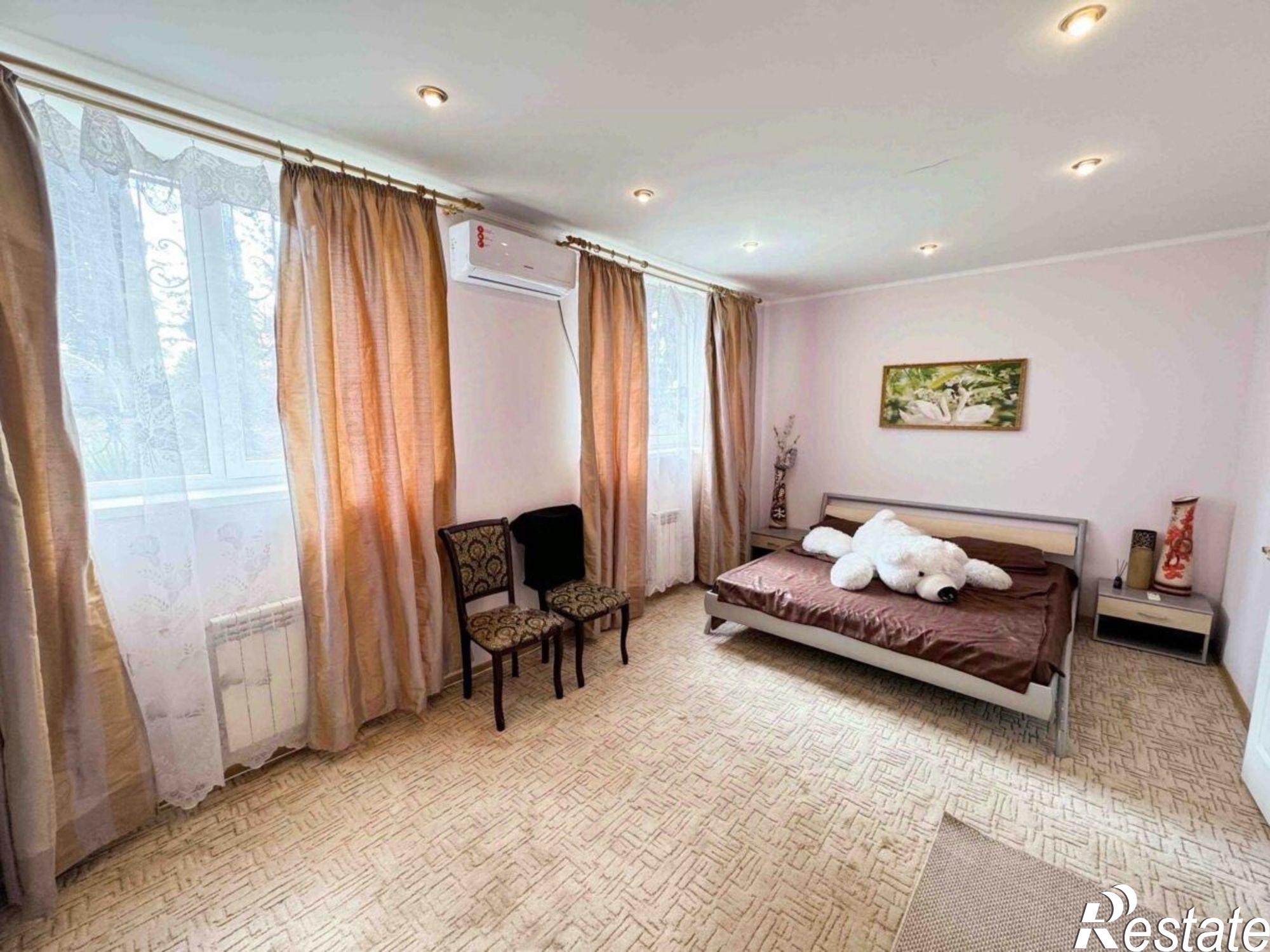 Купить квартиру за 14 800 000 рублей на ул Туристов, 3 Б