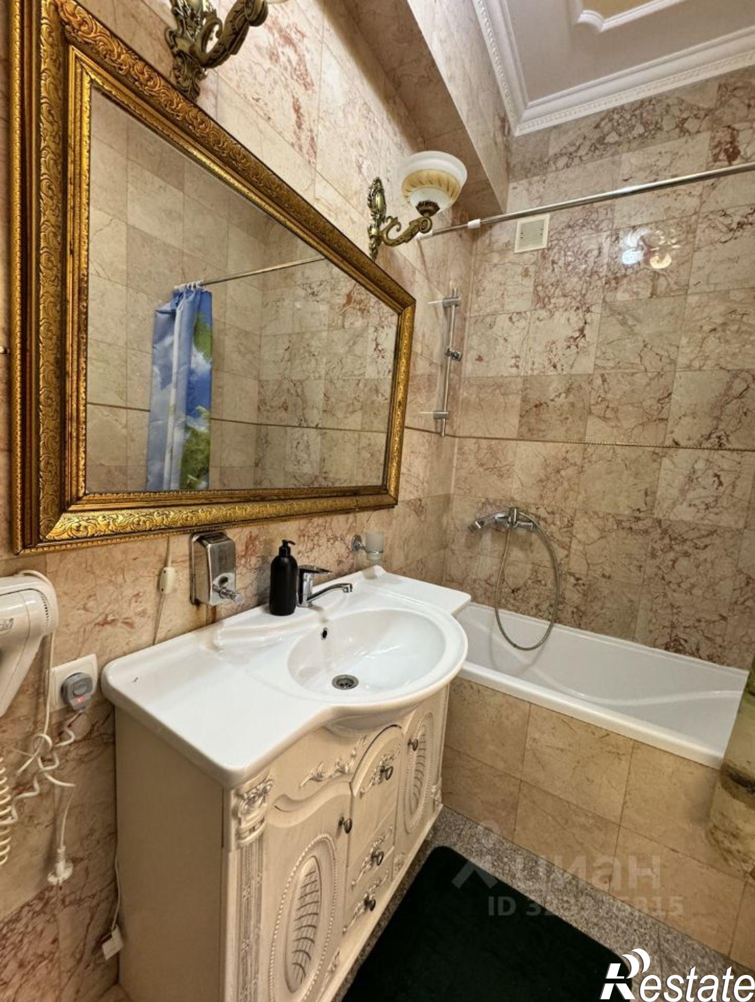 Купить квартиру за 24 900 000 рублей на Набережная улица, 16