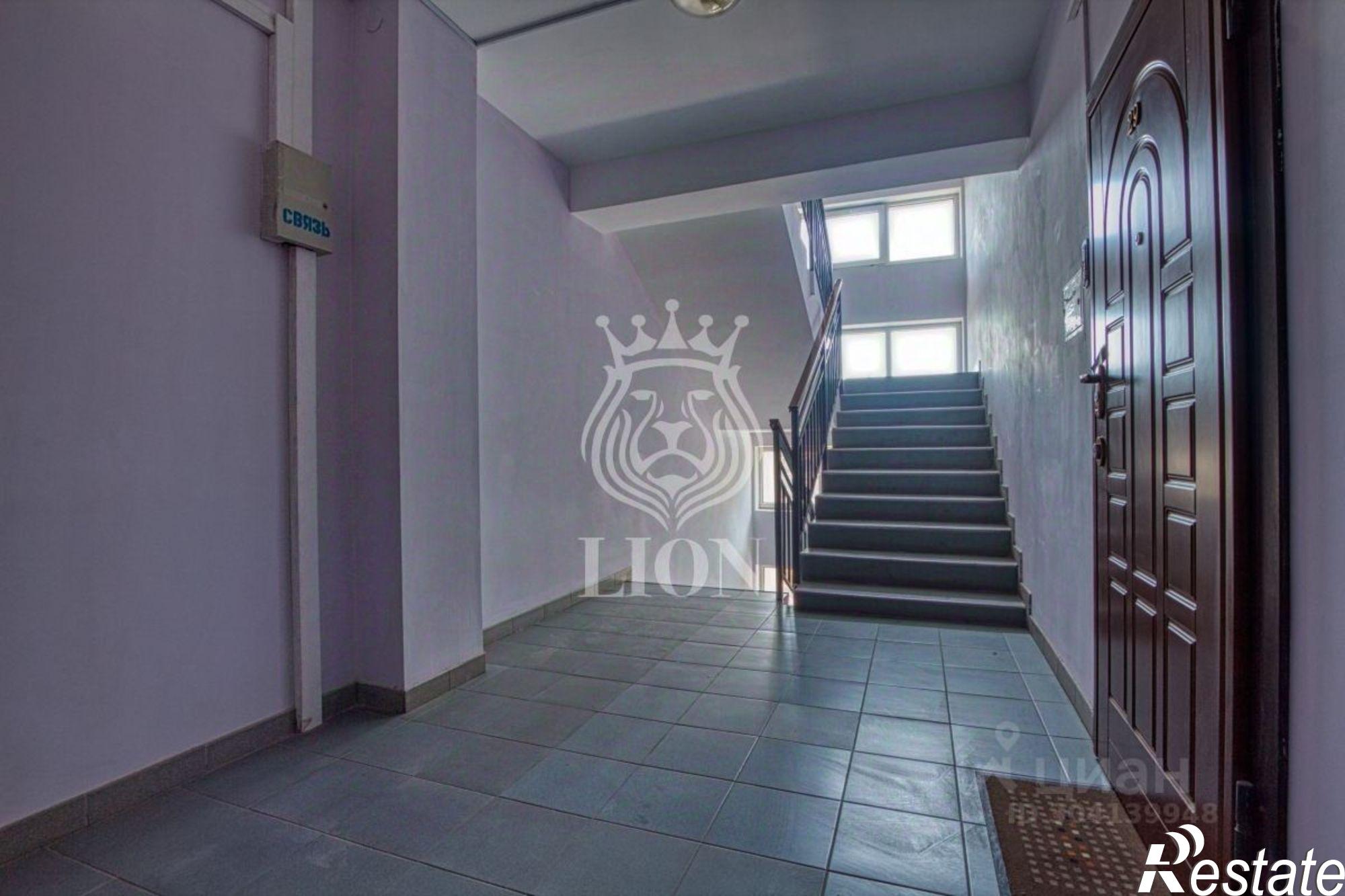 Купить квартиру за 15 800 000 рублей на Платановая улица, 1