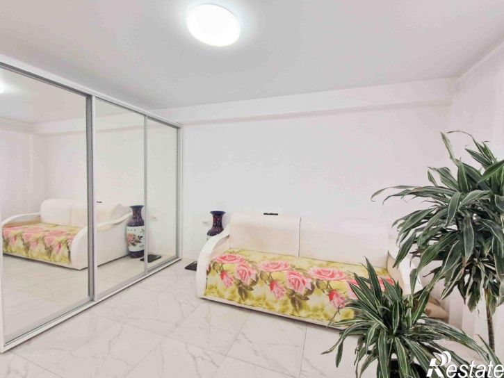 1-комн квартира улица 60 лет СССР, 27А,  д. 27А