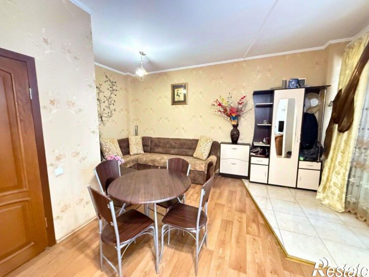 4-комн квартира Санаторная улица, 3,  д. 3