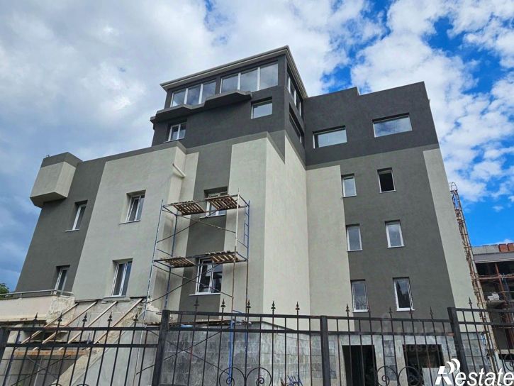 2-комн квартира улица Владимира Хромых, 9,  д. 9