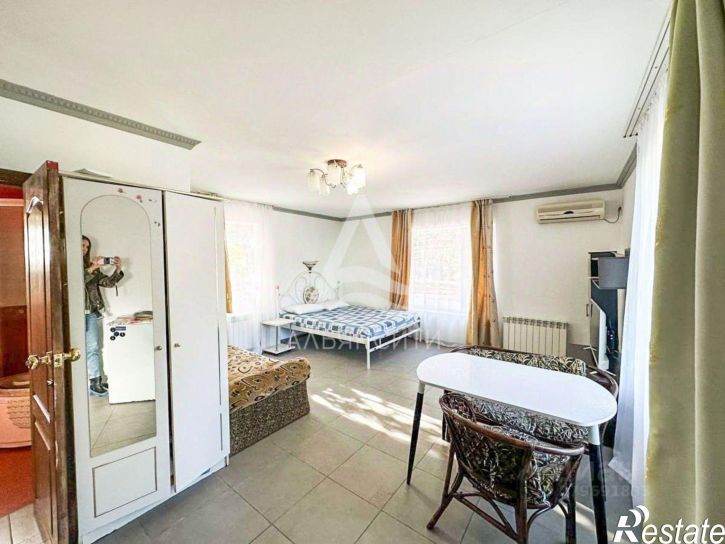 3-комн квартира улица Глазкрицкого, 8,  д. 8