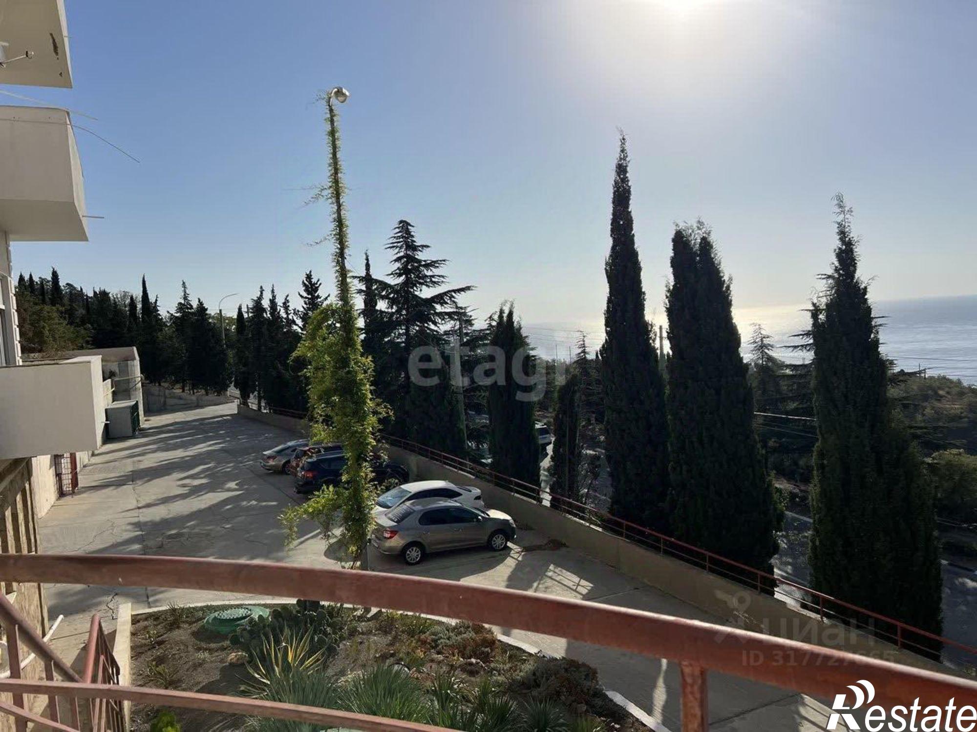 Купить квартиру за 15 000 000 рублей на ул Чатырдагская, 1 А