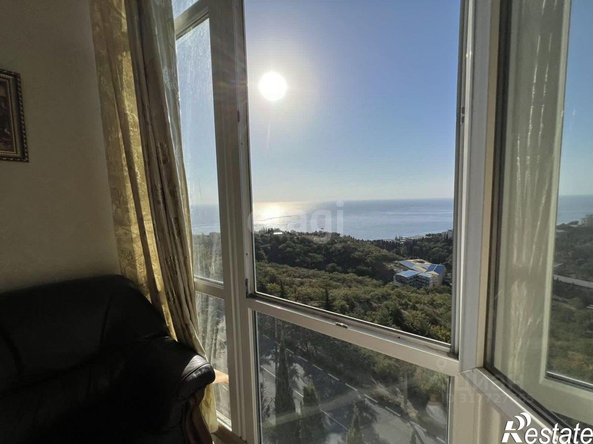 Купить квартиру за 15 000 000 рублей на ул Чатырдагская, 1 А