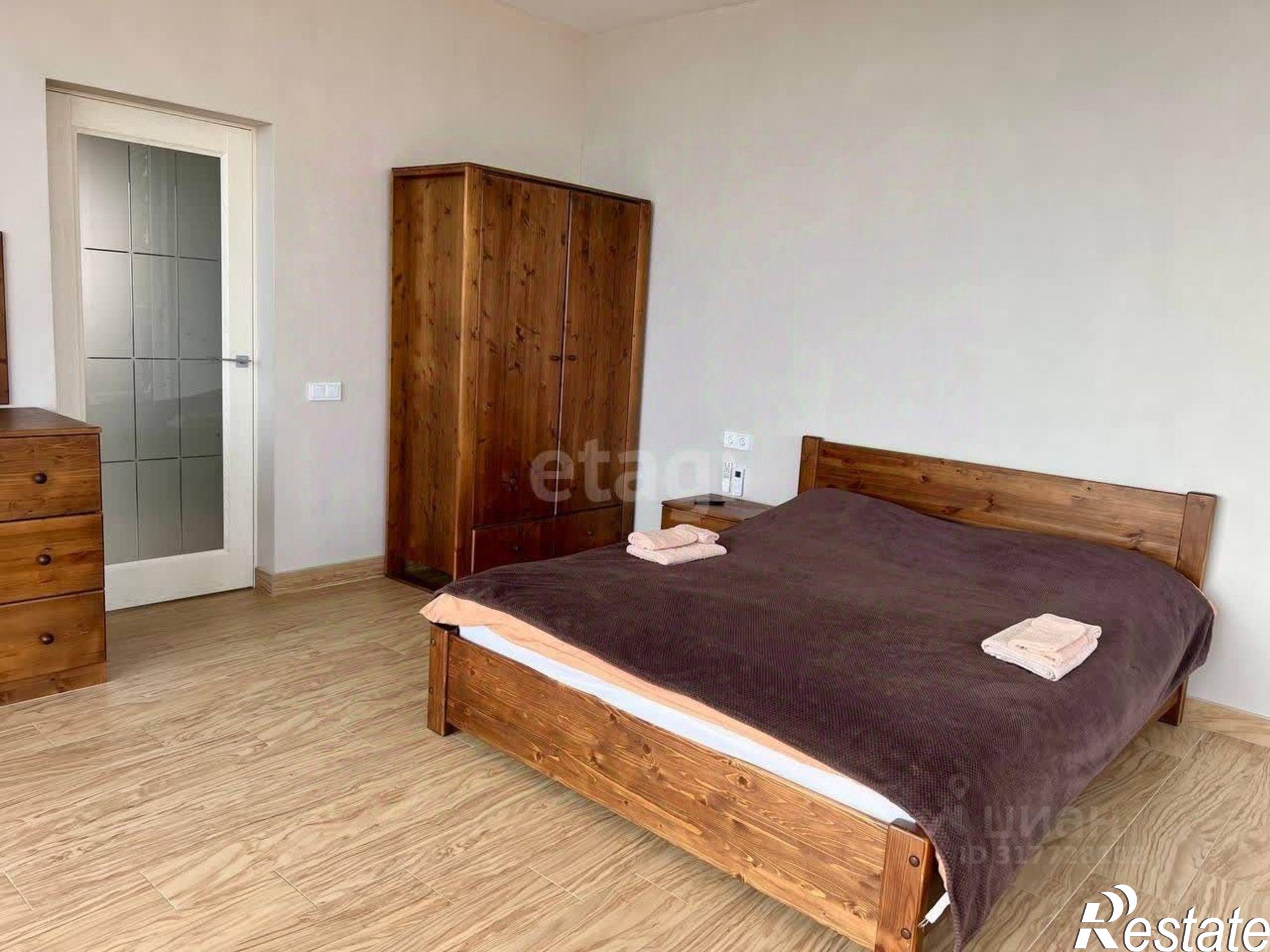 Купить квартиру за 25 000 000 рублей на мкр Волна, 1