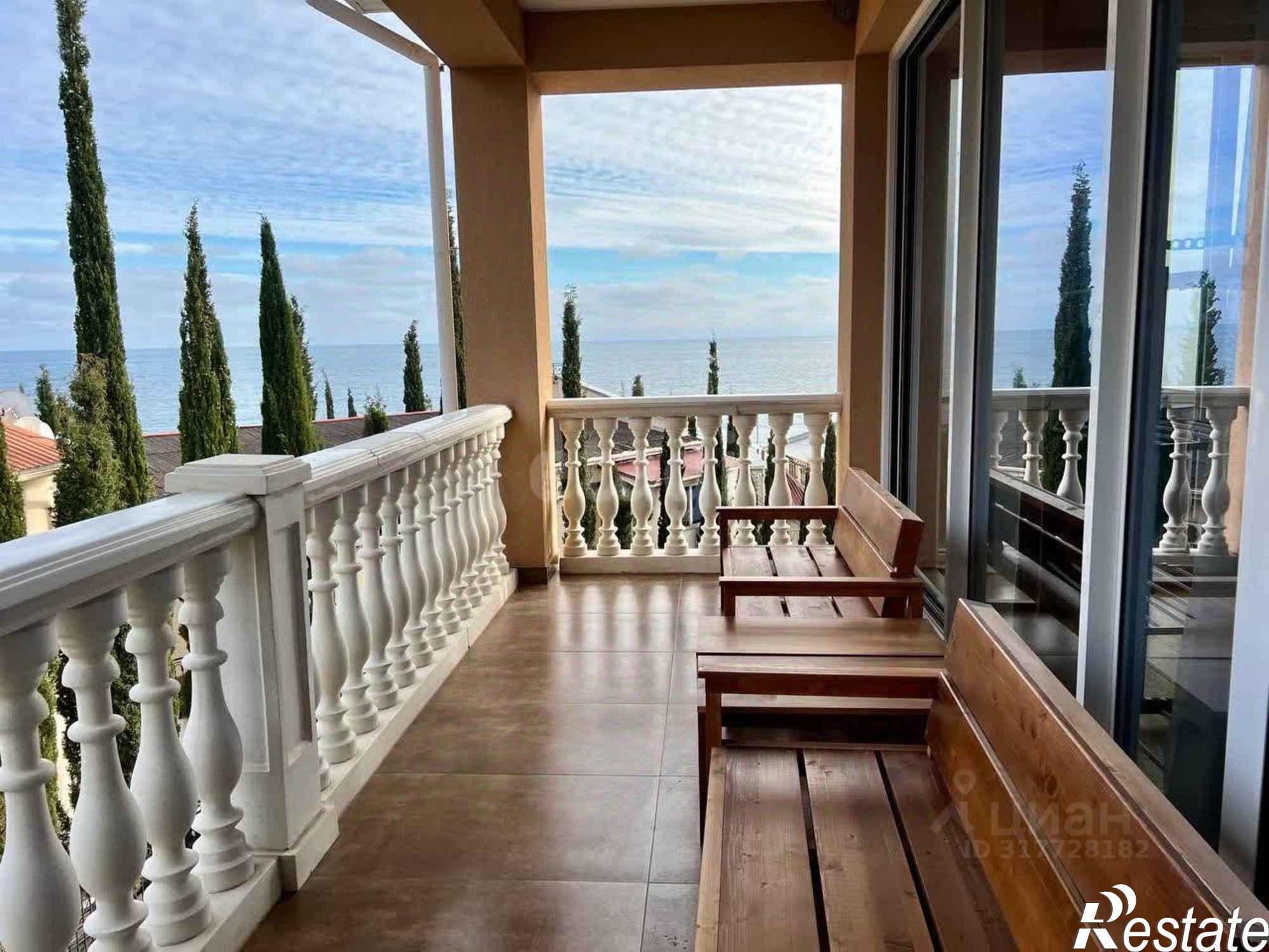 Купить квартиру за 25 000 000 рублей на мкр Волна, 1