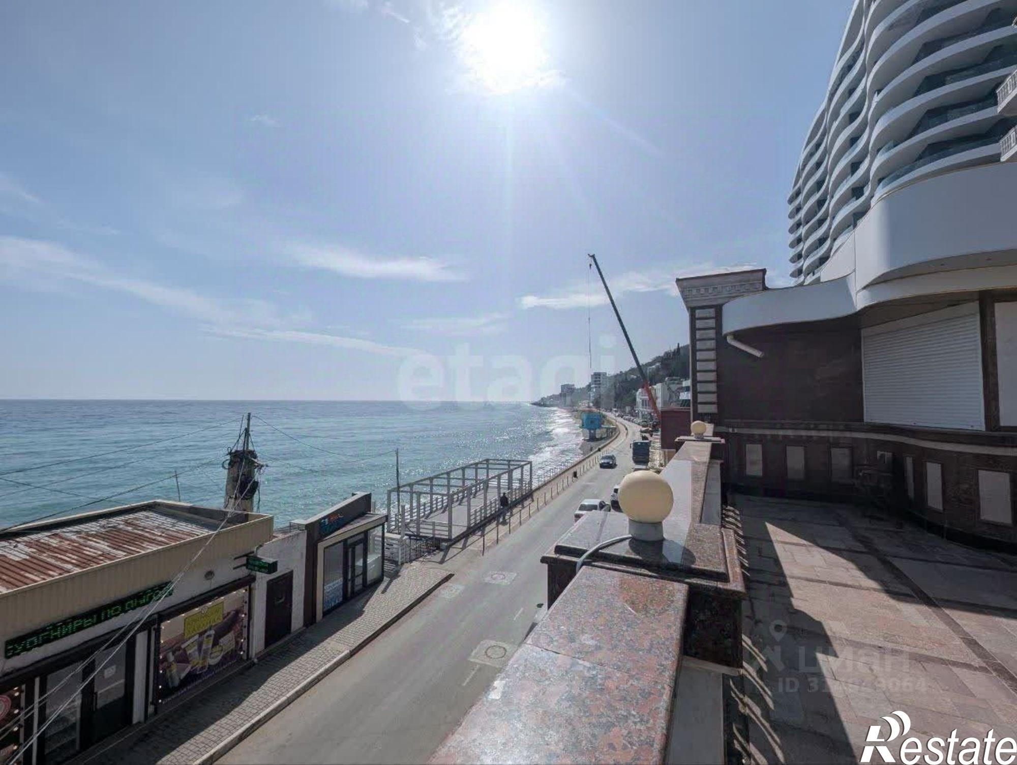 Купить квартиру за 10 800 000 рублей на Набережная улица, 16