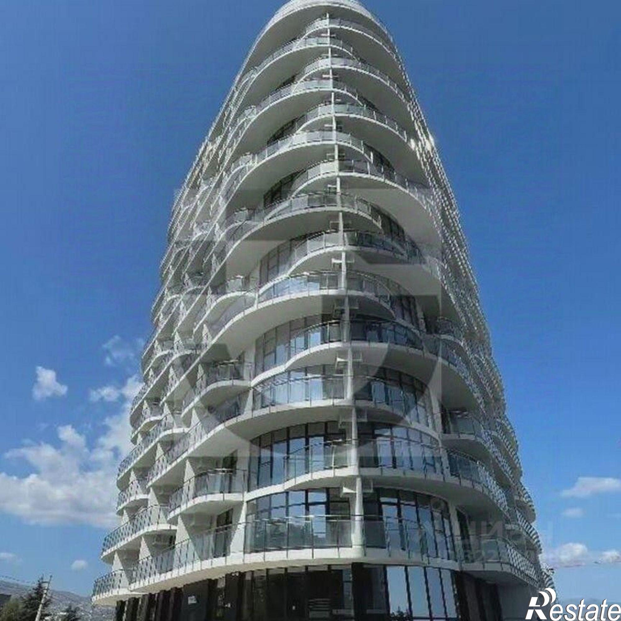 Купить квартиру за 15 850 000 рублей на Западная улица, 4 к3