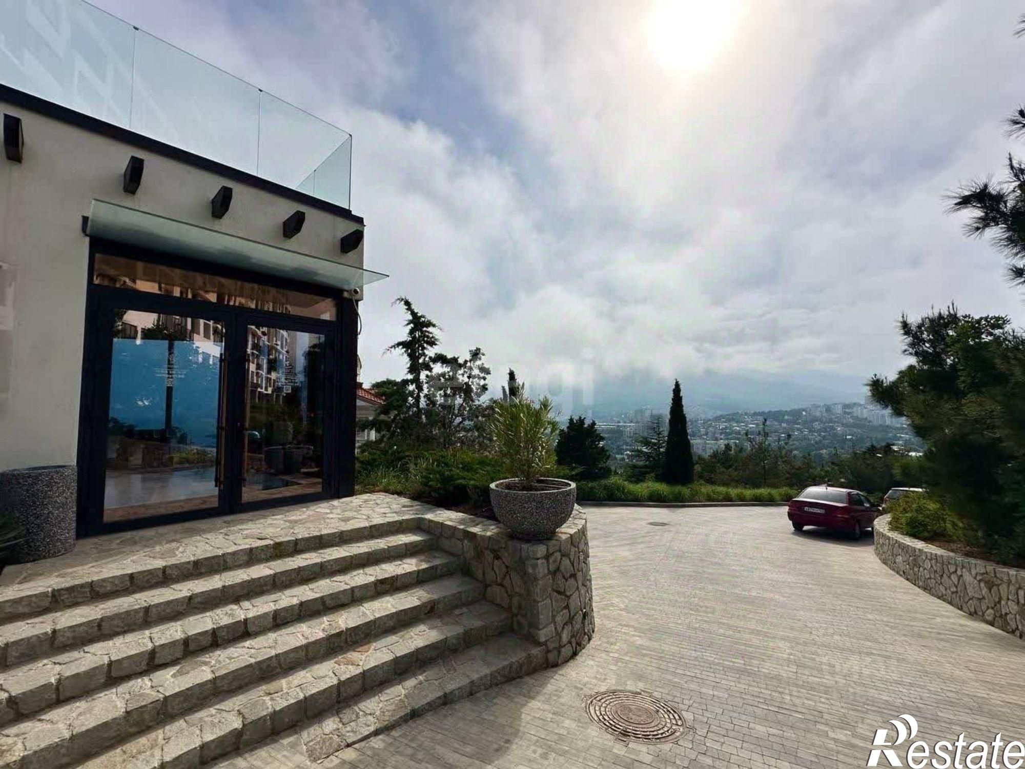 Купить квартиру за 7 550 000 рублей на Пограничный пер, 2