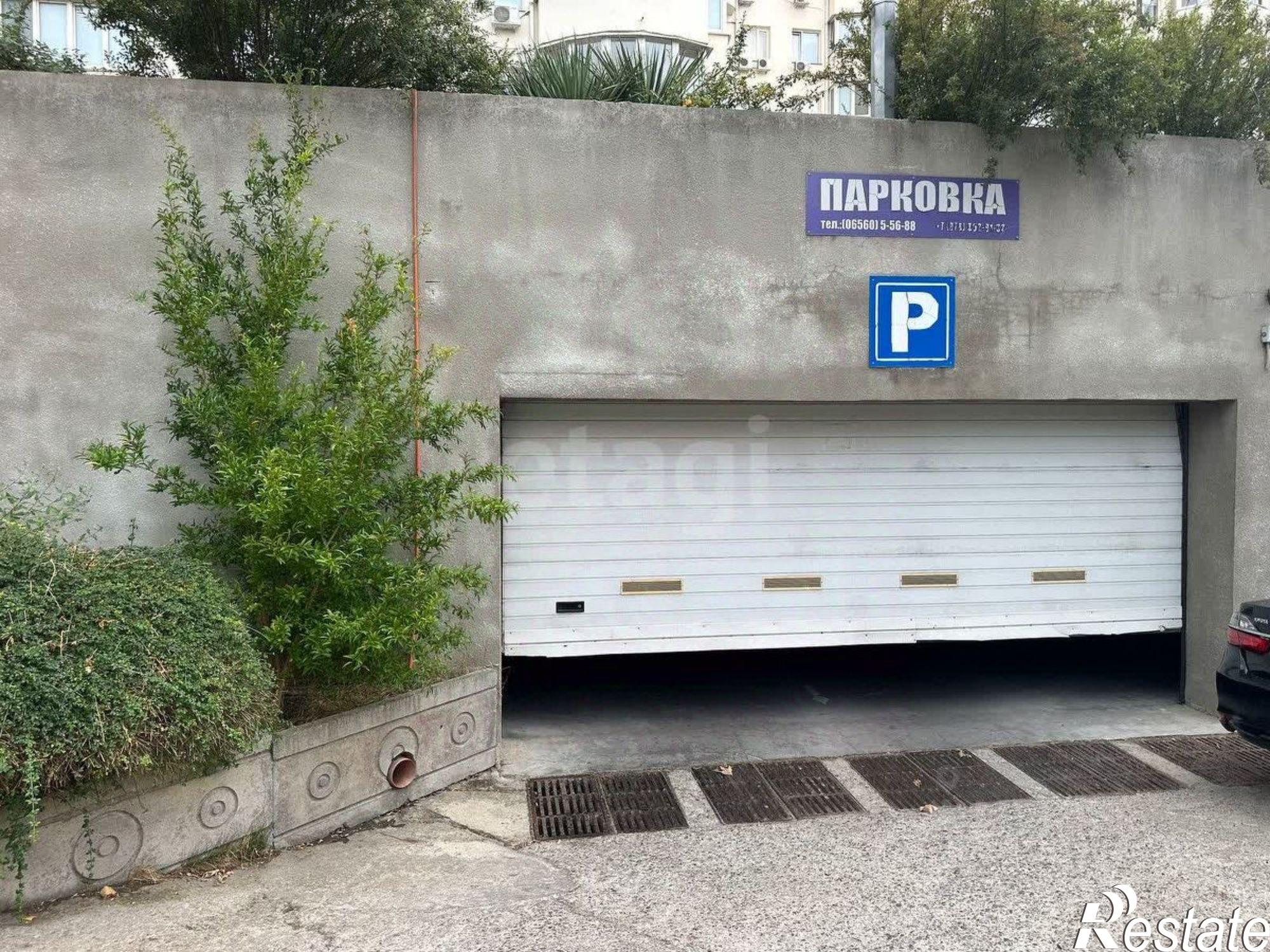 Купить гараж, место в паркинге за 2 100 590 рублей на Школьная улица, 2