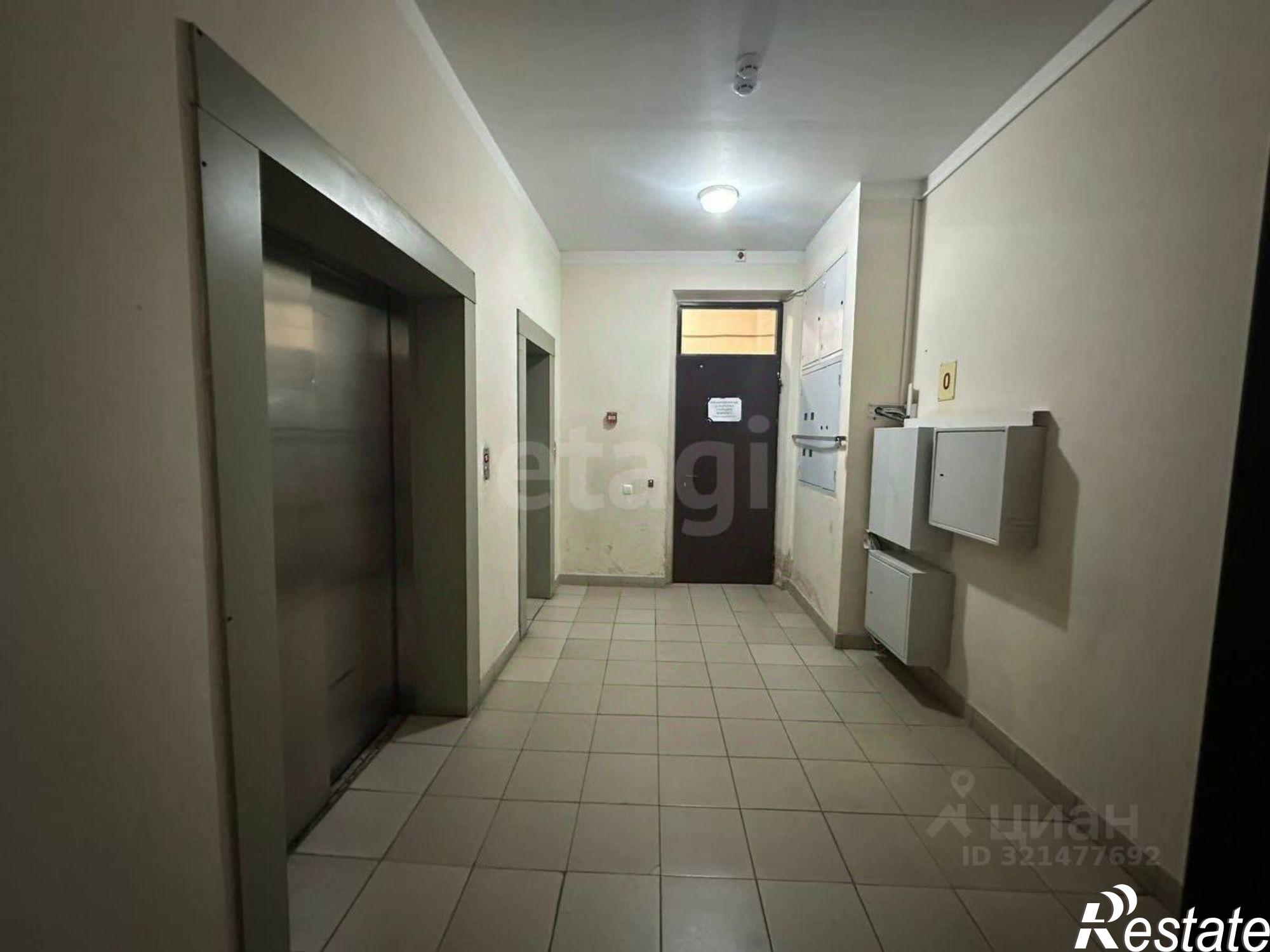 Купить гараж, место в паркинге за 2 150 010 рублей на Школьная улица, 2