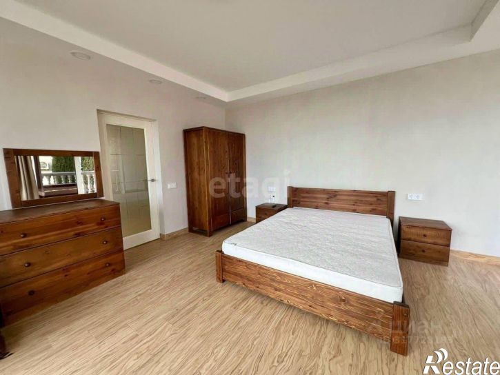 5-комн квартира мкр Волна, 1,  д. 1