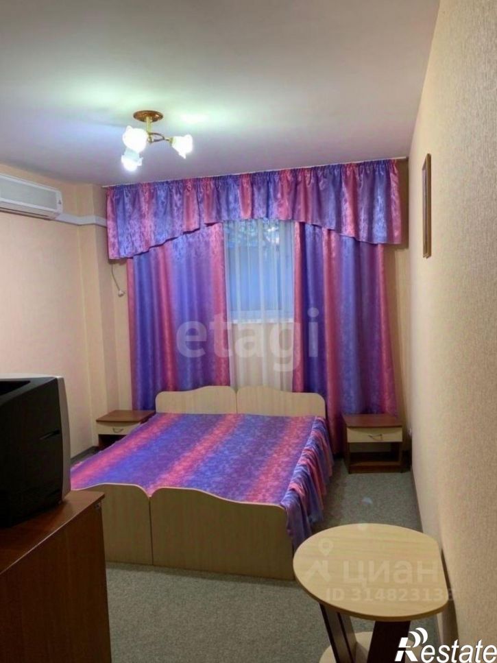 6-комн квартира ул Октябрьская, 19,  д. 19