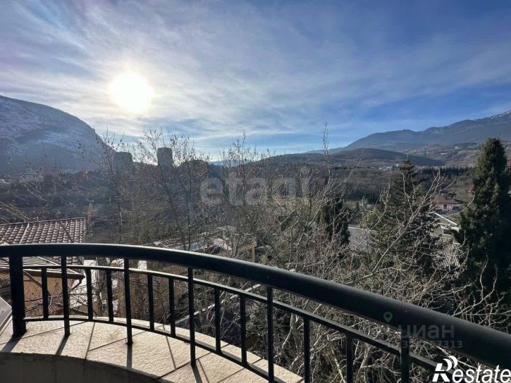 3-комн квартира ул Санаторная, 14,  д. 14