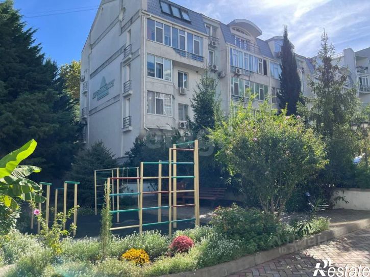 3-комн квартира Платановая улица, 1,  д. 1