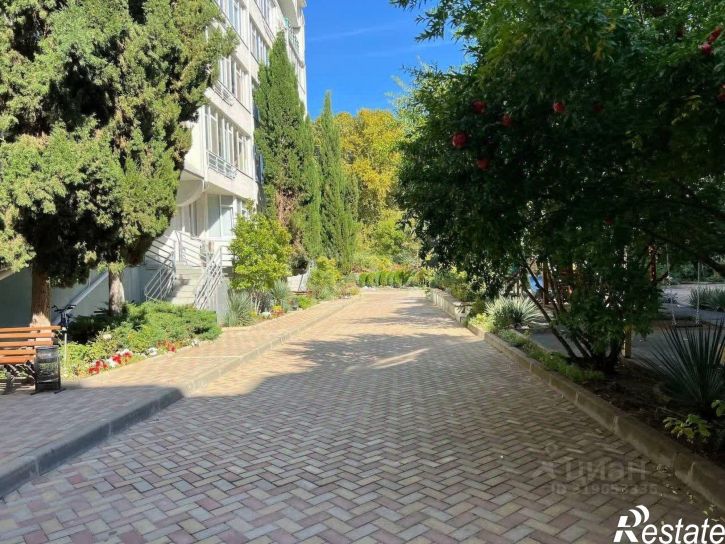 3-комн квартира Платановая улица, 1,  д. 1