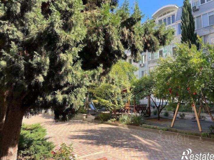 3-комн квартира Платановая улица, 1,  д. 1