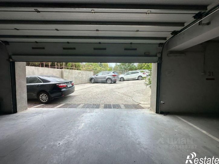 Гараж/парковка Школьная улица, 2,  д. 2