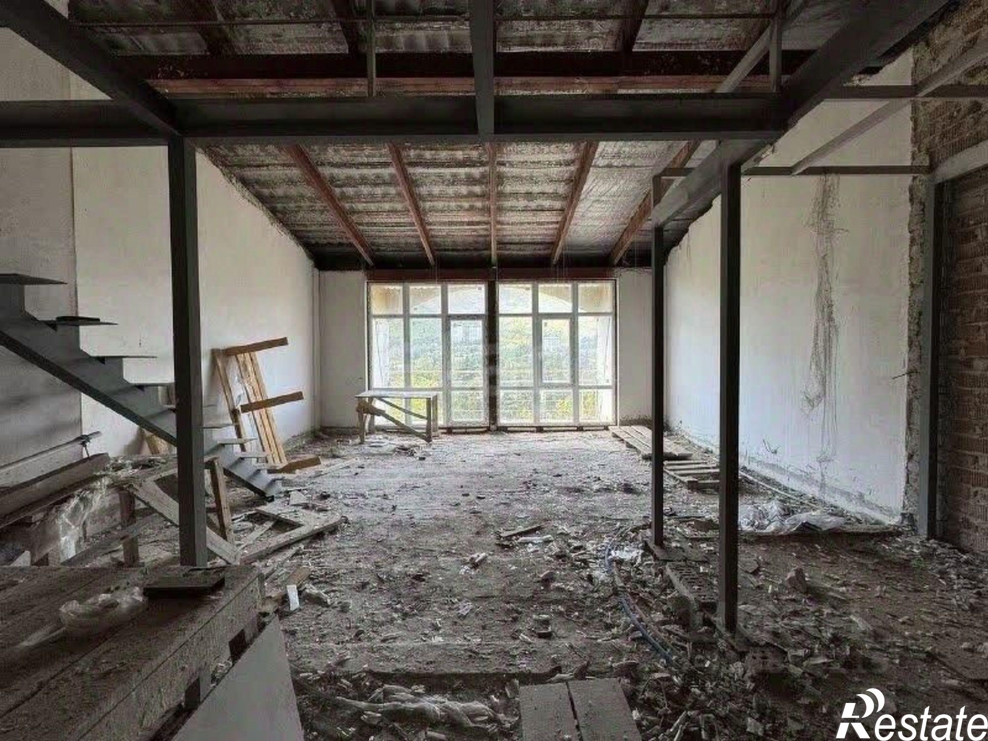 Купить квартиру за 12 670 000 рублей на ул Партенитская, 1г