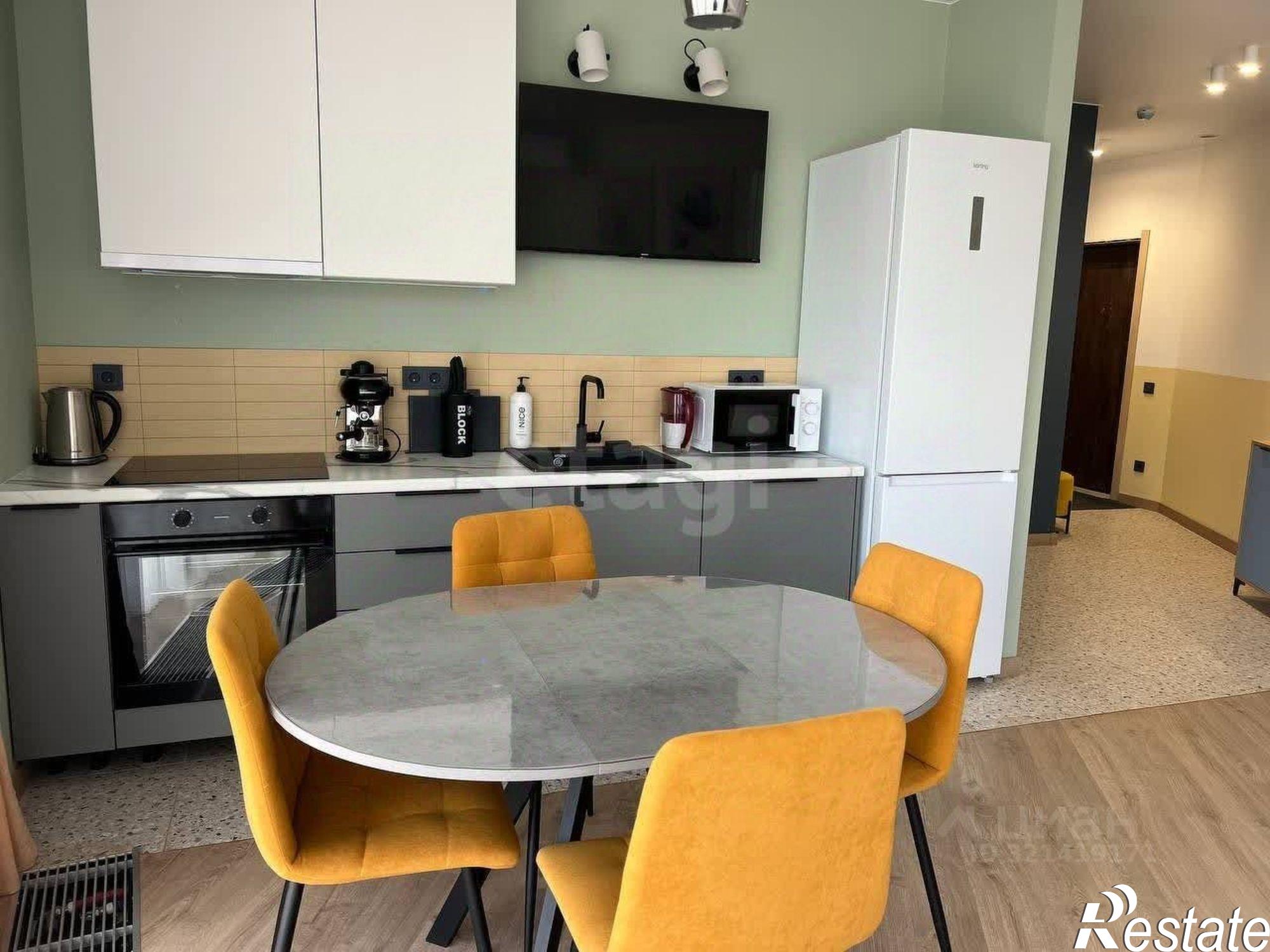 Купить квартиру за 24 000 000 рублей на ул Западная, 14