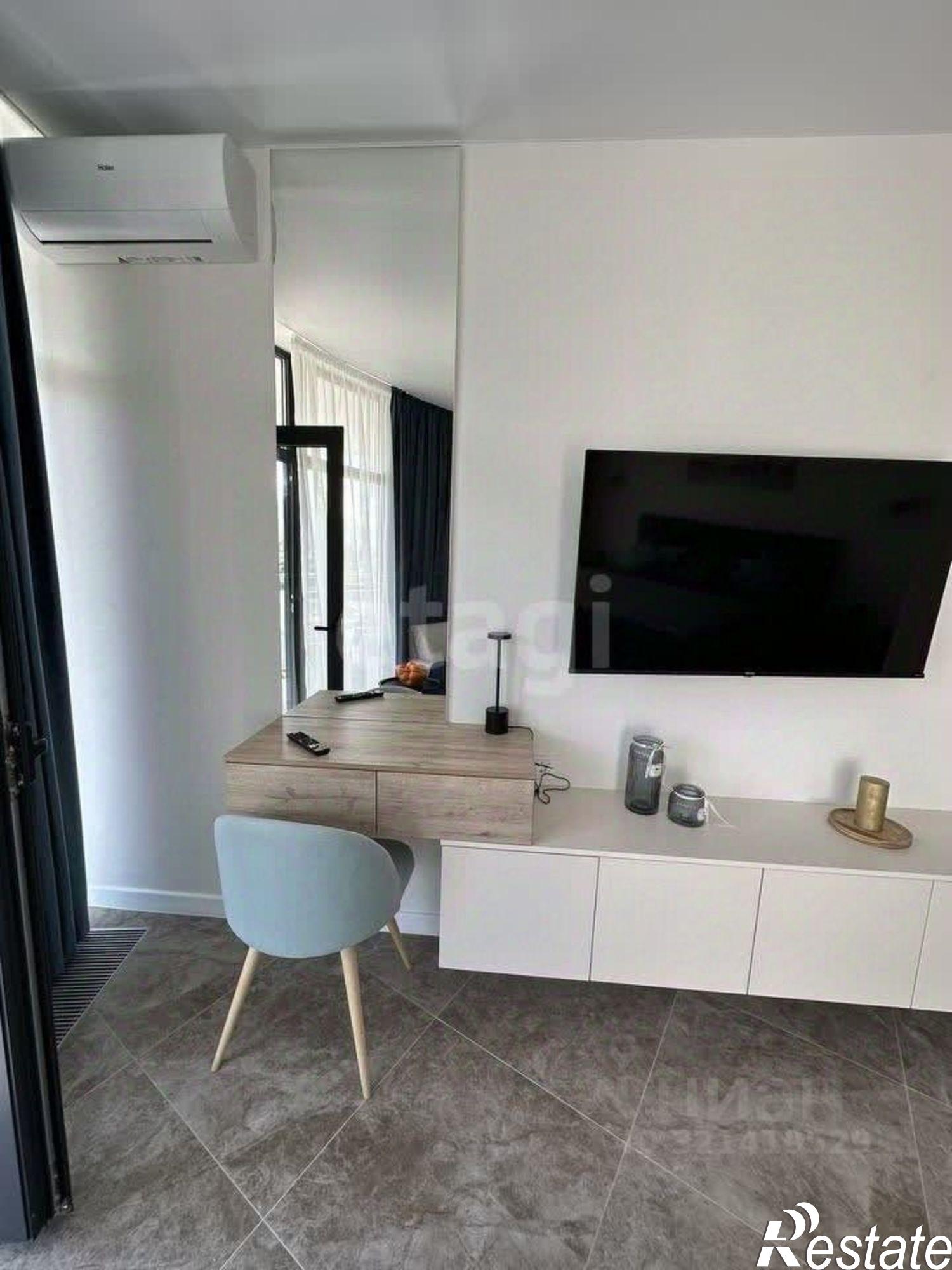 Купить квартиру за 21 000 000 рублей на ул Западная, 14