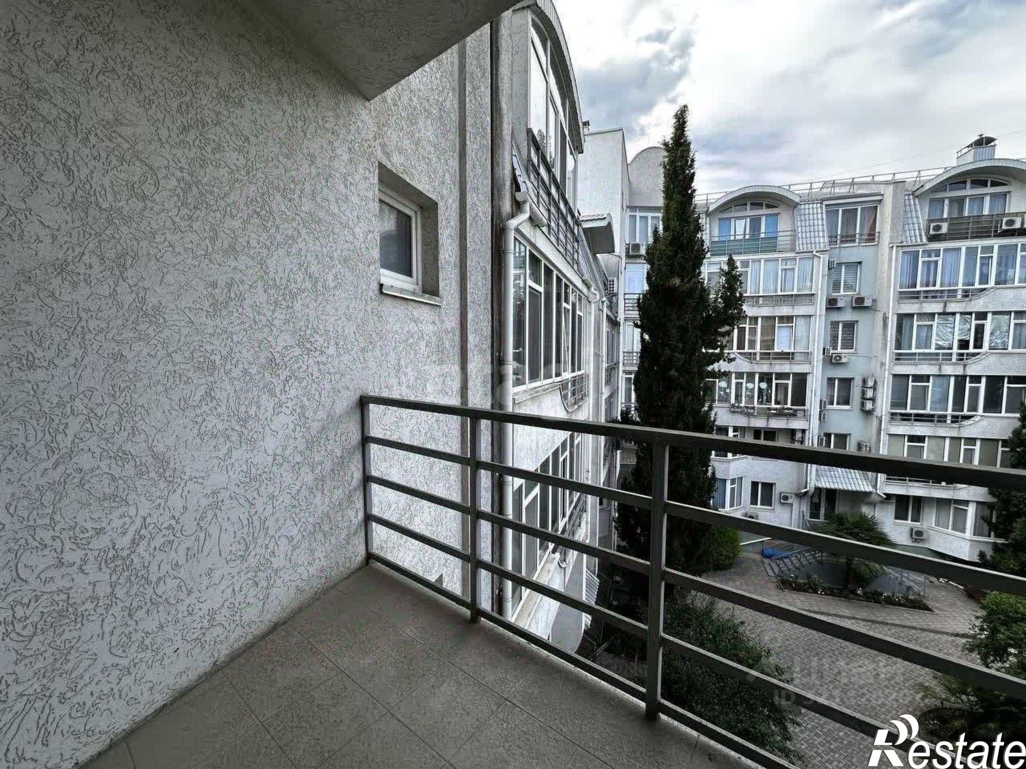 Купить квартиру за 15 800 000 рублей на ул Платановая, 6