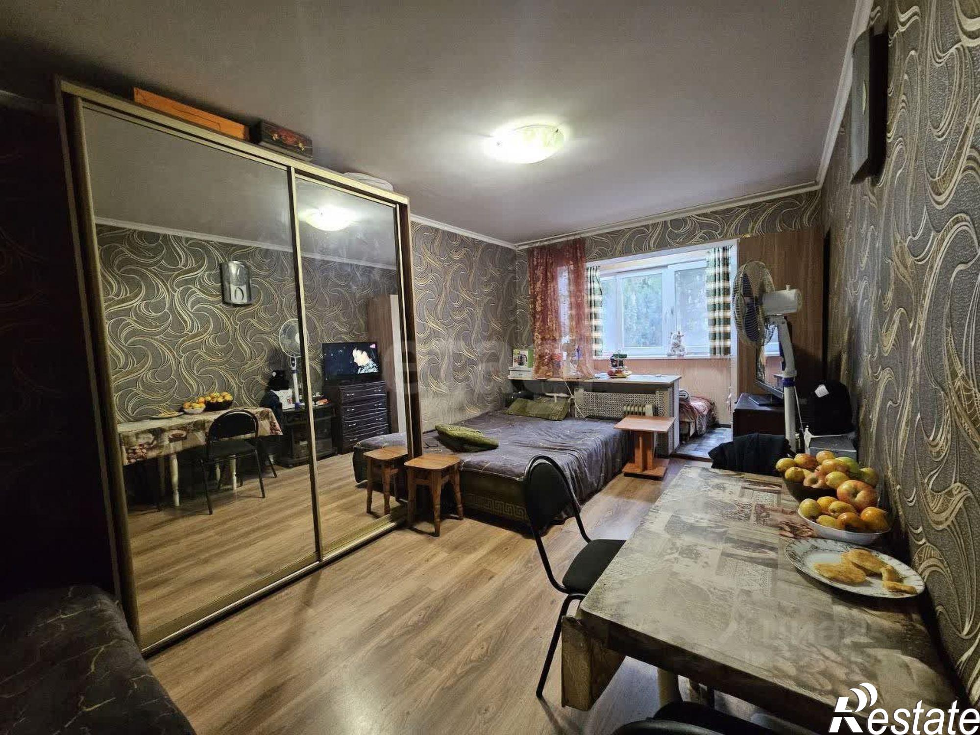 Купить квартиру за 6 300 000 рублей на Ялтинская улица, 11