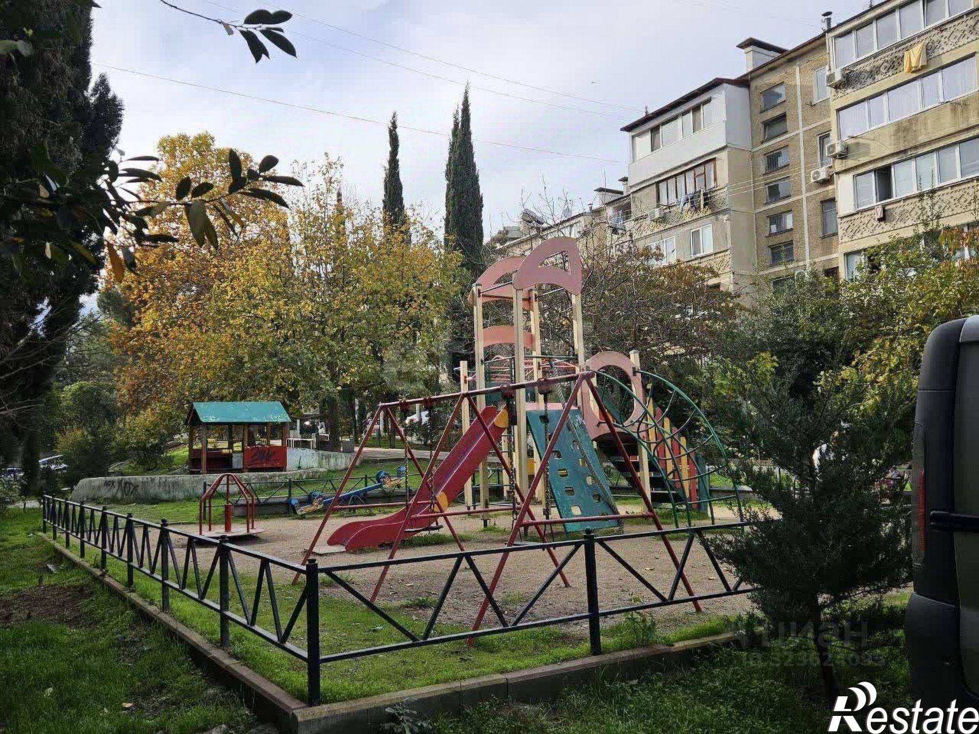 Купить квартиру за 6 300 000 рублей на Ялтинская улица, 11