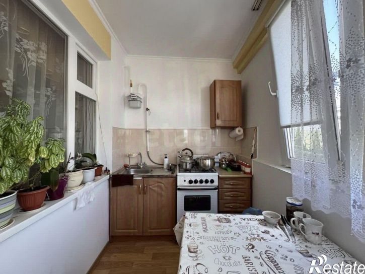 3-комн квартира ул Б.Хмельницкого, 5,  д. 5