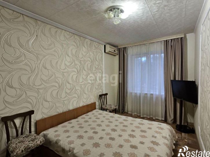 2-комн квартира ул Ялтинская, 11,  д. 11