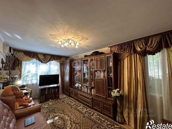 3-комн квартира ул Ялтинская, 11,  д. 11