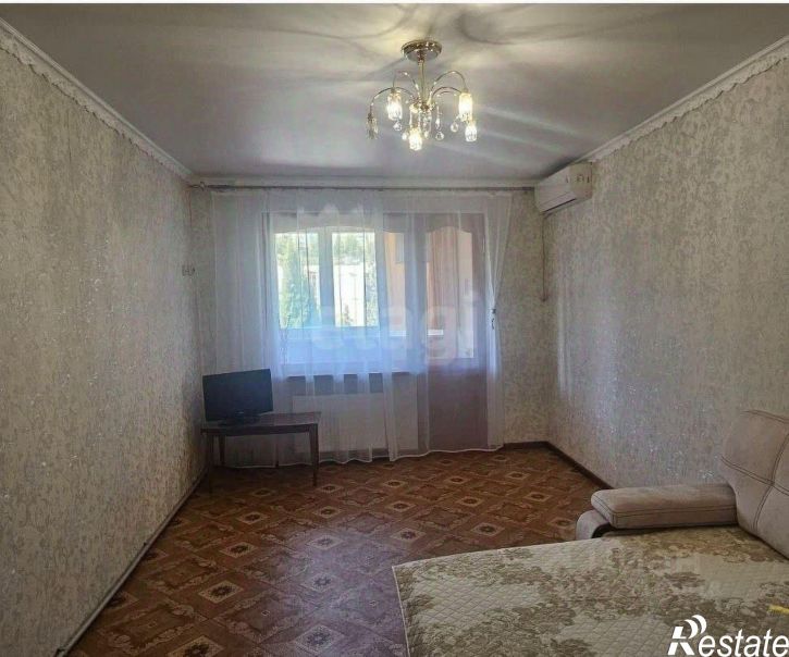 3-комн квартира ул Ялтинская, 11,  д. 11