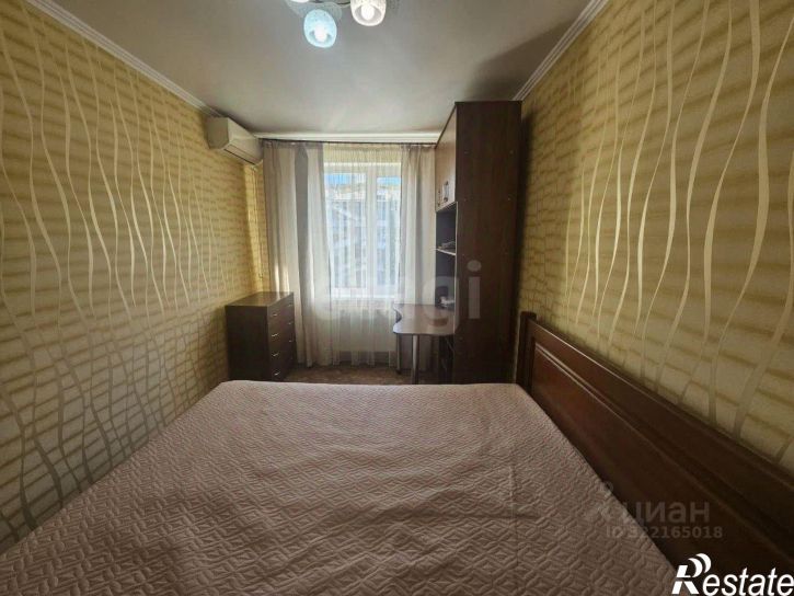 3-комн квартира ул Ялтинская, 11,  д. 11