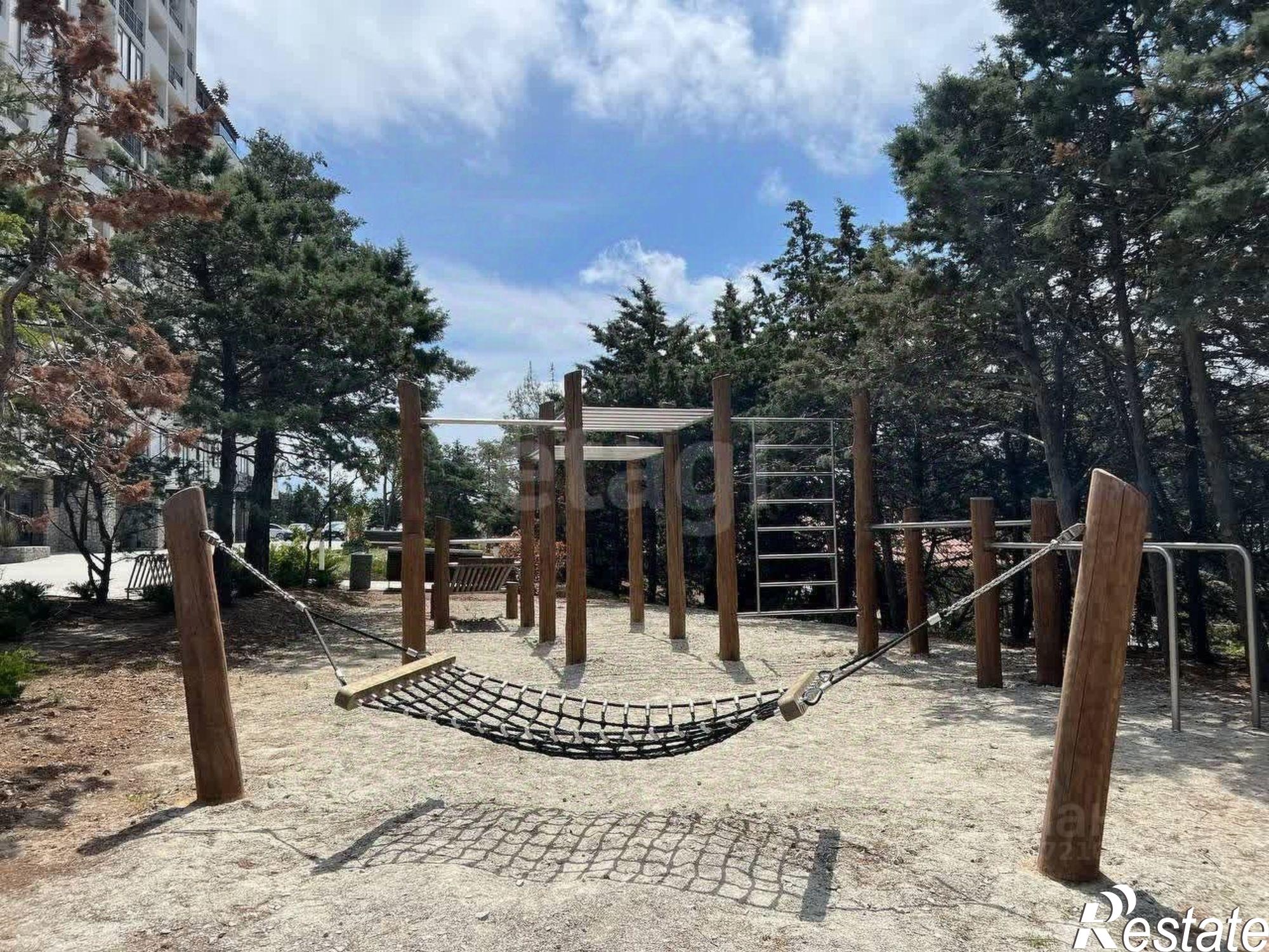 Купить квартиру за 17 561 100 рублей на Пограничный переулок, 6