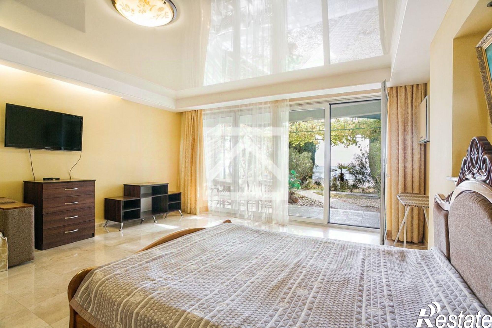 Купить квартиру за 13 000 000 рублей на Извилистый пер, 9а