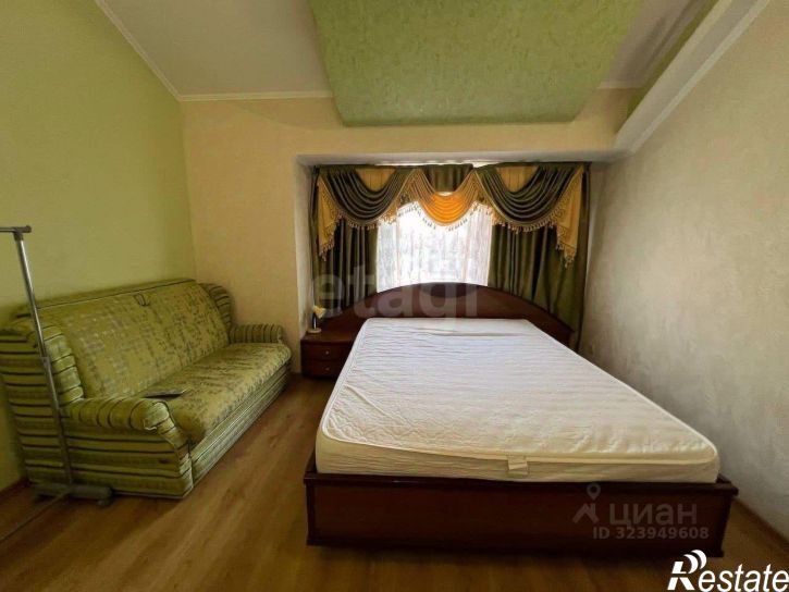 1-комн квартира Платановая улица, 1,  д. 1