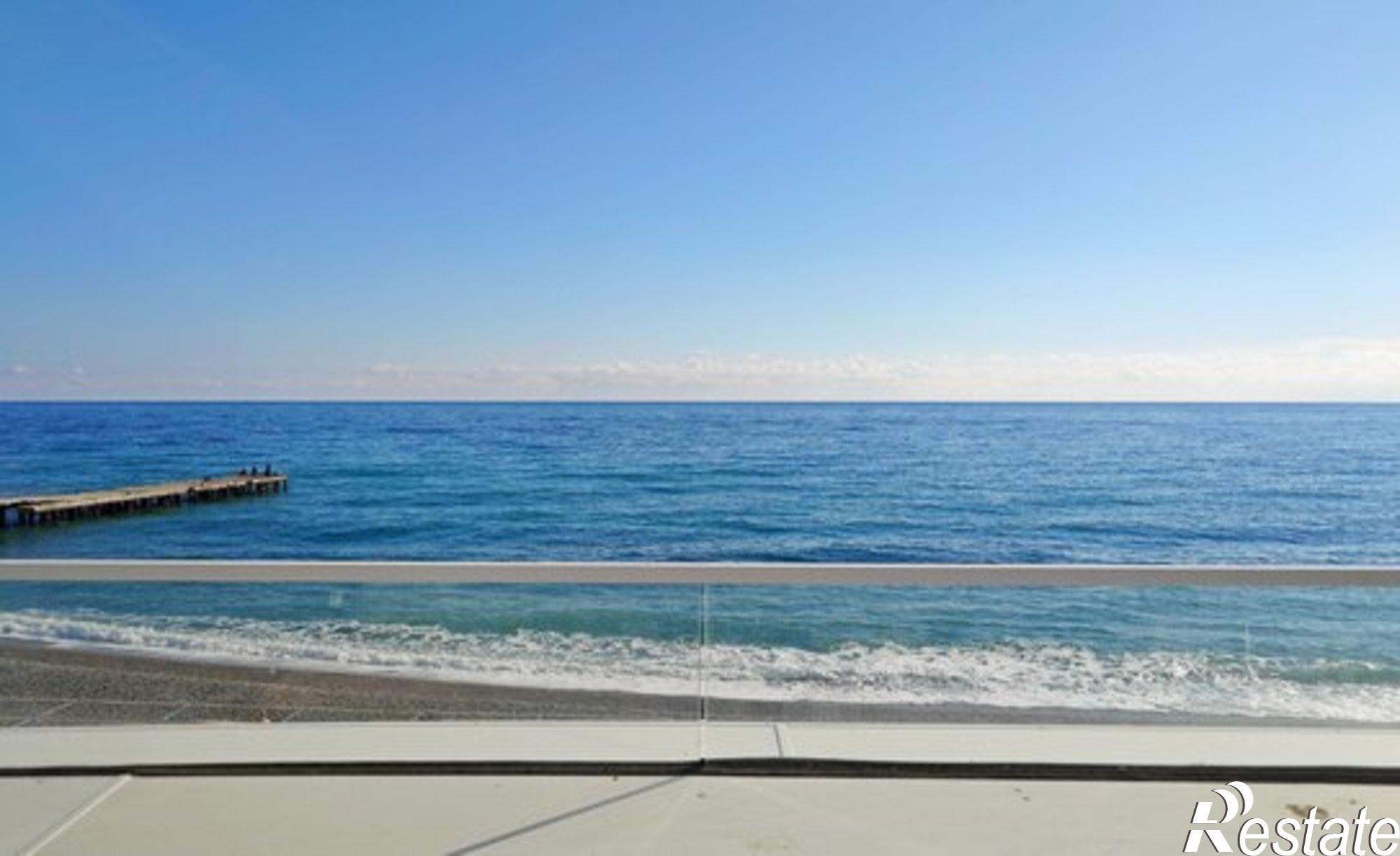 Купить квартиру за 35 000 000 рублей на Набережная улица, 16