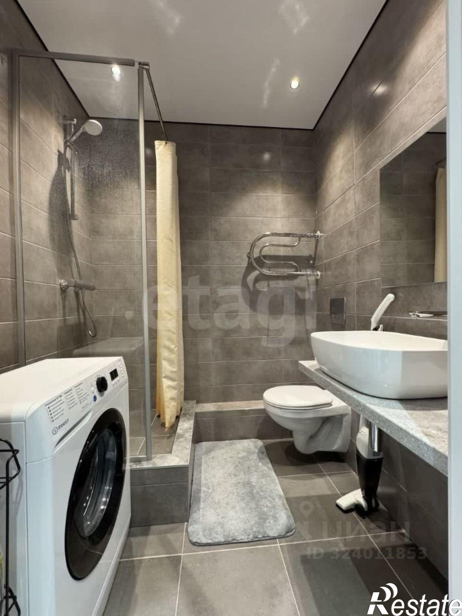 Купить квартиру за 14 000 000 рублей на ул Западная, 14