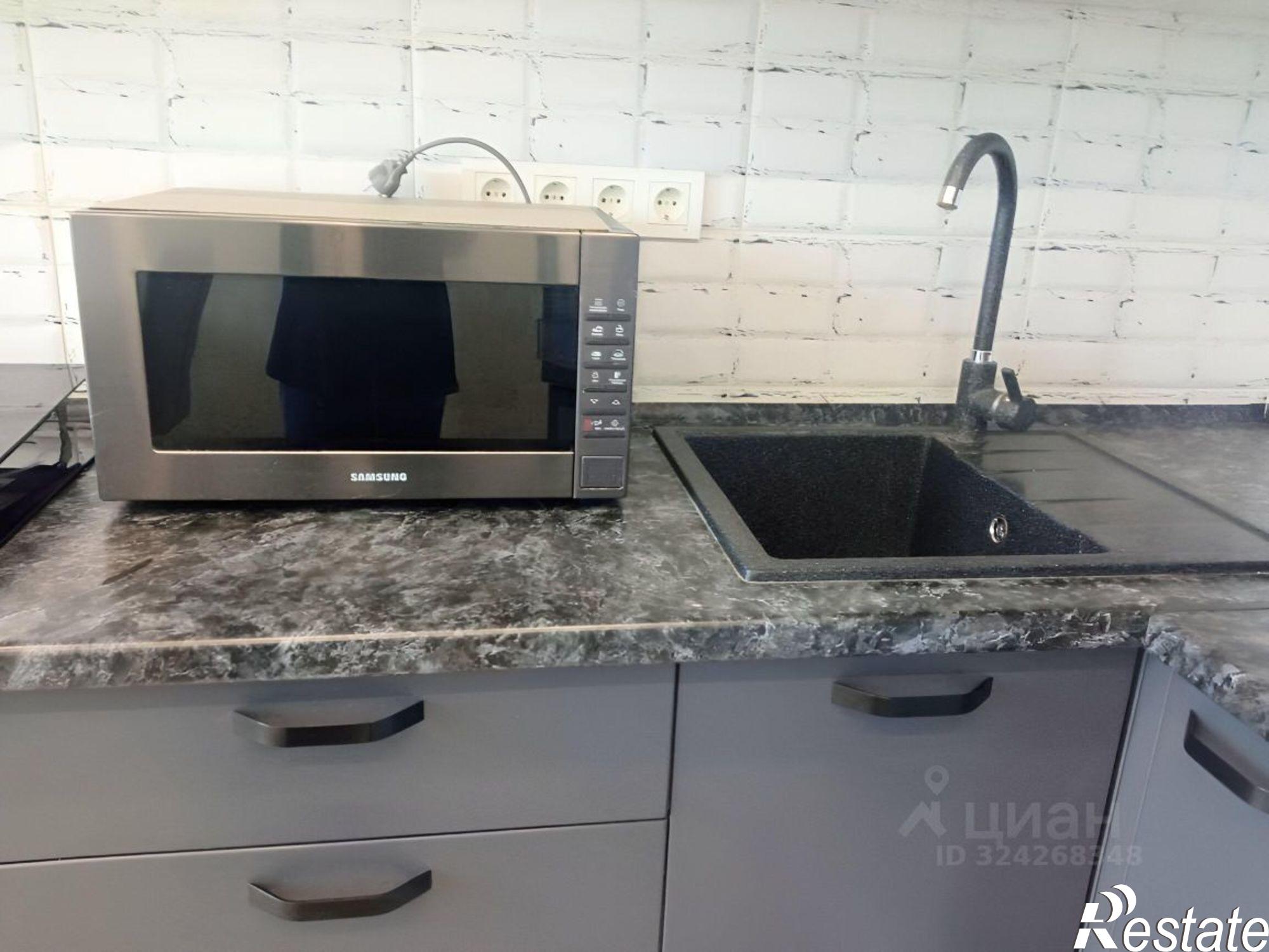 Сдать квартиру за 30 000 рублей на улица 60 лет СССР, 27