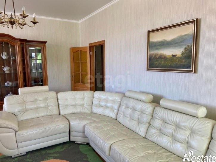 4-комн квартира ул Б.Хмельницкого, 5,  д. 5