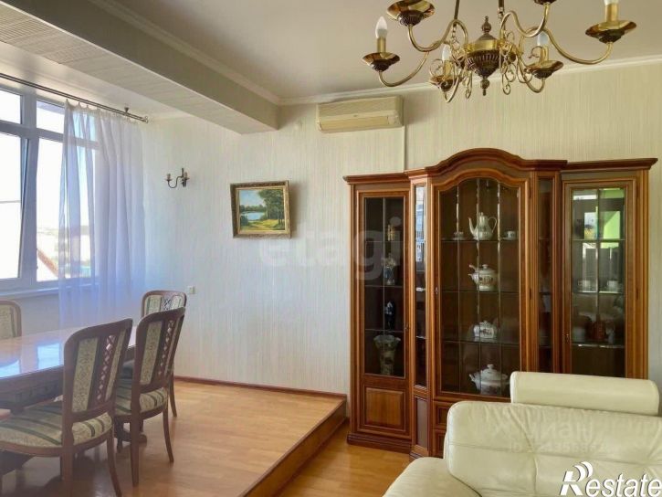 4-комн квартира ул Б.Хмельницкого, 5,  д. 5