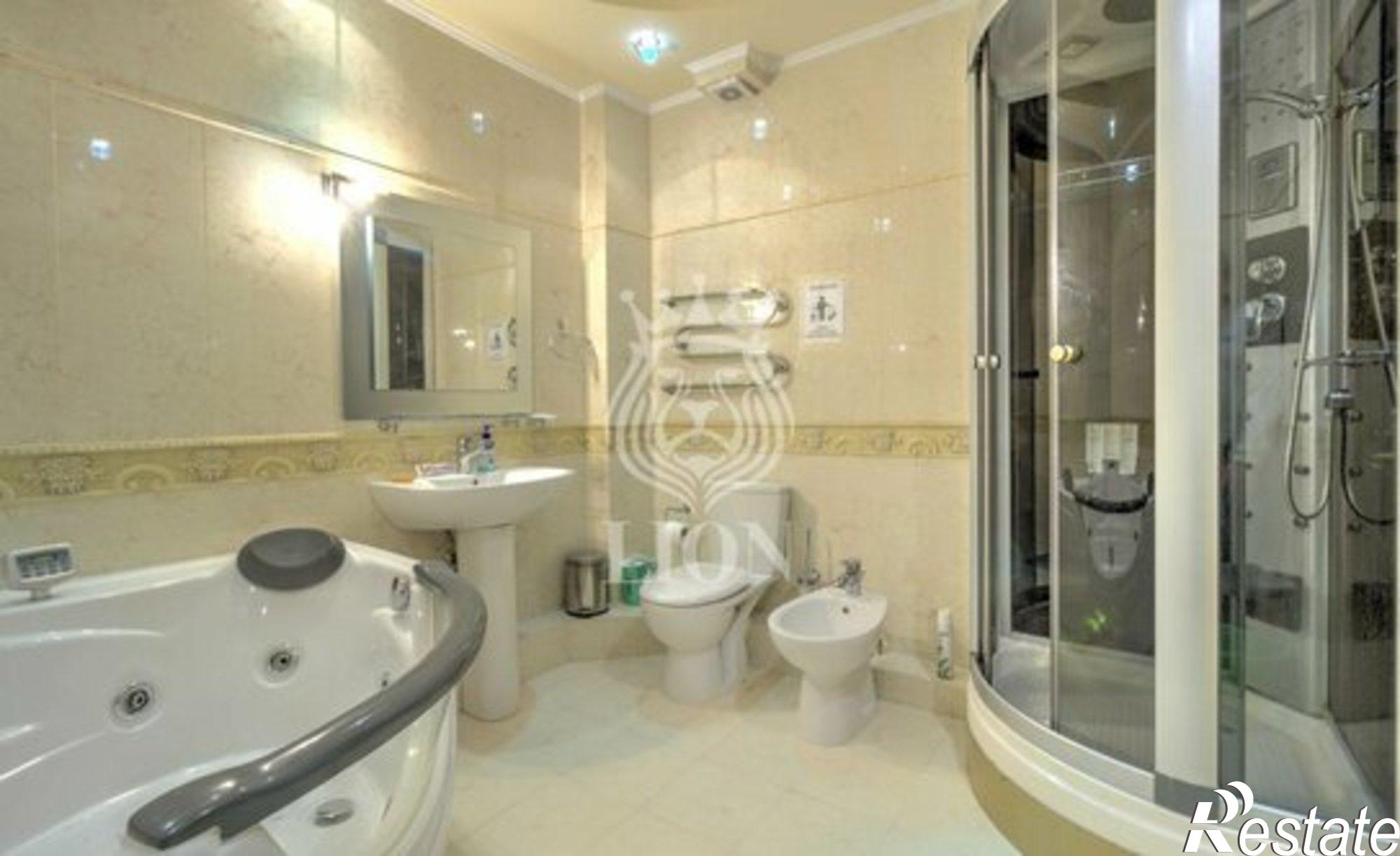 Купить квартиру за 15 500 000 рублей на улица Горького, 6