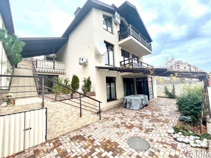 Отдельное здание г.о. Алушта, с. Лазурное