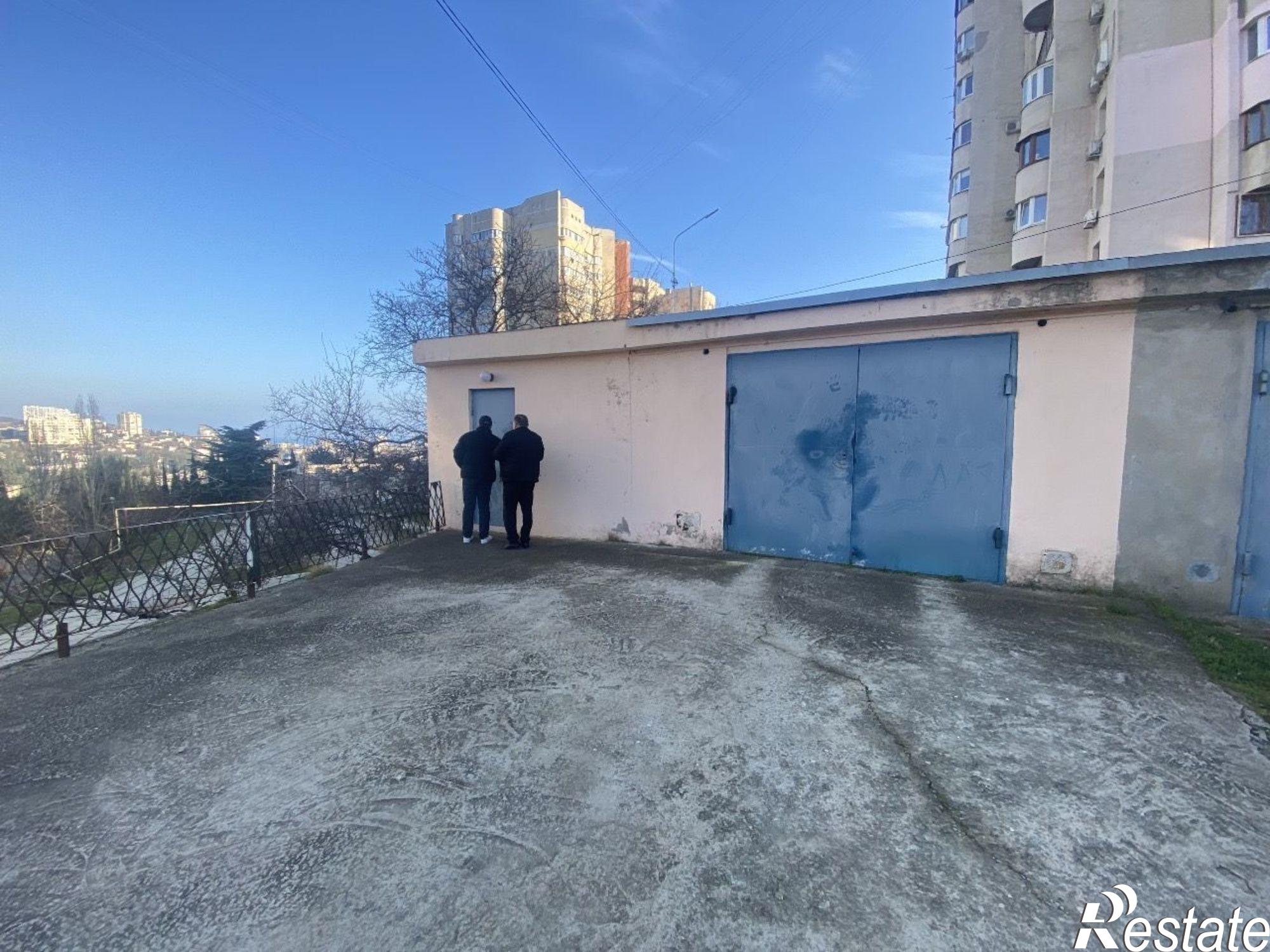 Купить гараж, место в паркинге за 6 000 000 рублей на ул 60 лет СССР, 10