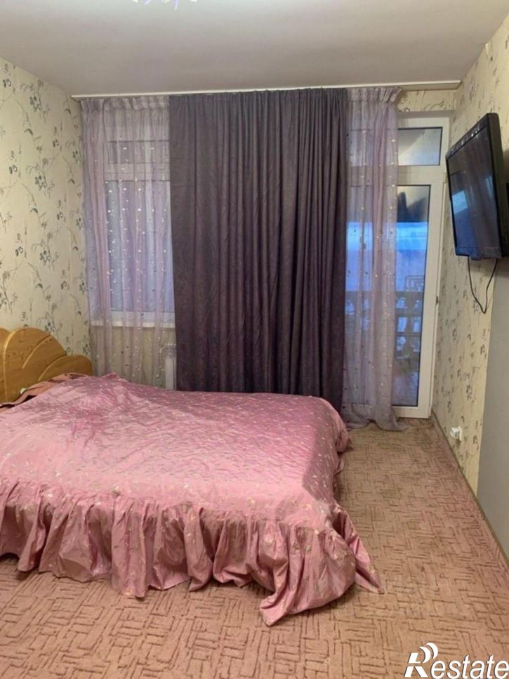 3-комн квартира мкр Волна, 1,  д. 1
