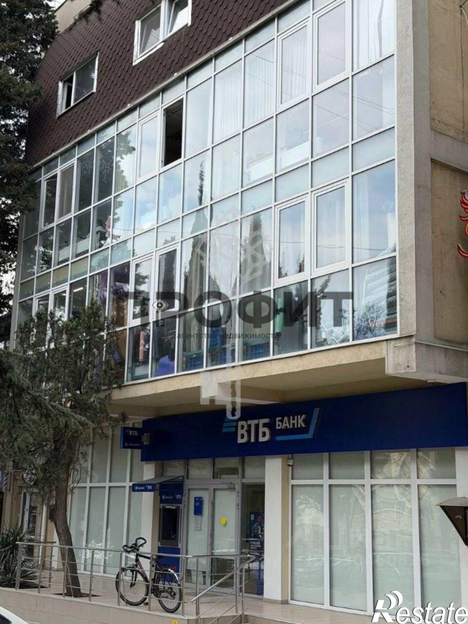 Купить офис, помещение под офис за 99 900 500 рублей на улица Ленина, 27А