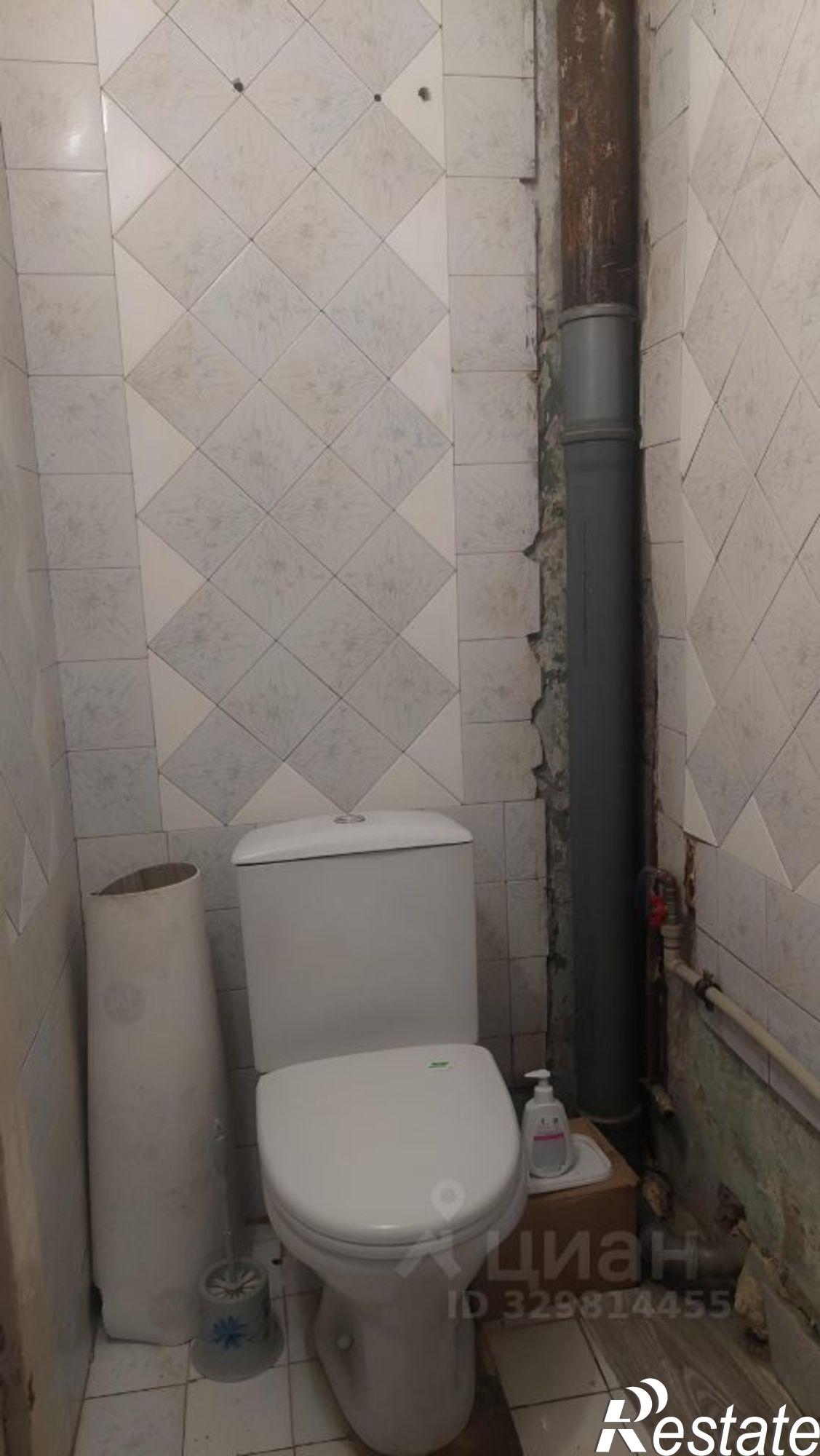 Купить комнату за 2 200 000 рублей на ул Ялтинская, 21