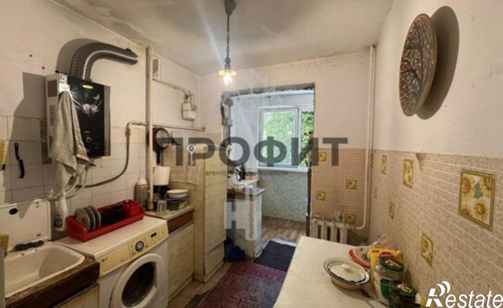 3-комн квартира ул Ялтинская, 10,  д. 10